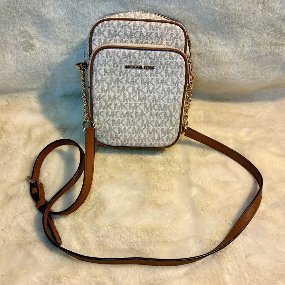 Michael Kors White and Brown Monogram Bag with Gold Accents - Picture 2 of 7